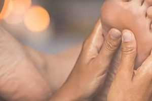 مساج القدمين